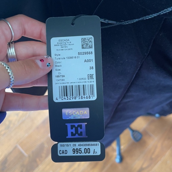 Sequin embroidered velvet Escada jacket and pants - Picture 7 of 7